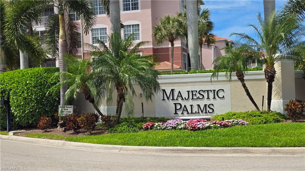 ROYAL POINTE - Residential