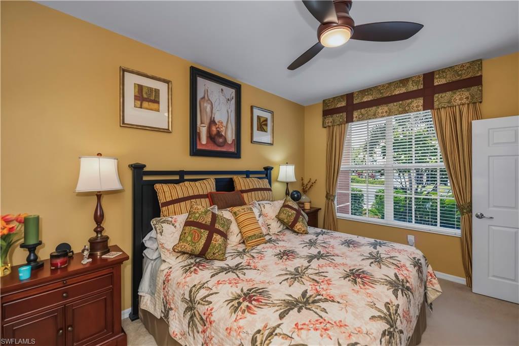 ROYAL POINTE - Residential