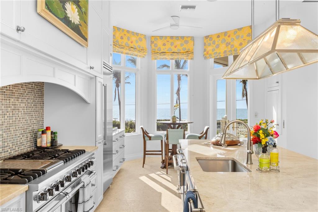 DICKEYS JOHN R SUBD - Residential