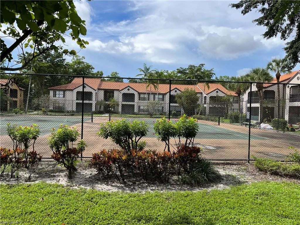 Naples, Florida 34109, United States, 2 Bedrooms Bedrooms, ,2 BathroomsBathrooms,Residential,Contingent,18399