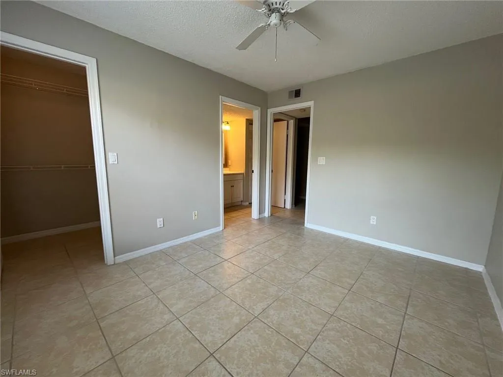 Naples, Florida 34109, United States, 2 Bedrooms Bedrooms, ,2 BathroomsBathrooms,Residential,Contingent,18399