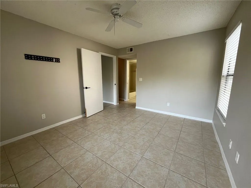 Naples, Florida 34109, United States, 2 Bedrooms Bedrooms, ,2 BathroomsBathrooms,Residential,Contingent,18399