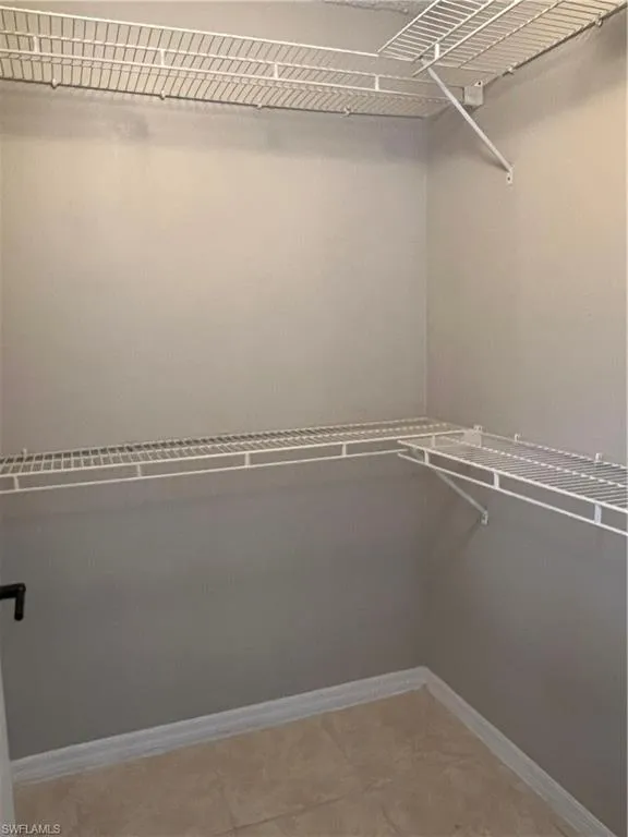 Naples, Florida 34109, United States, 2 Bedrooms Bedrooms, ,2 BathroomsBathrooms,Residential,Contingent,18399