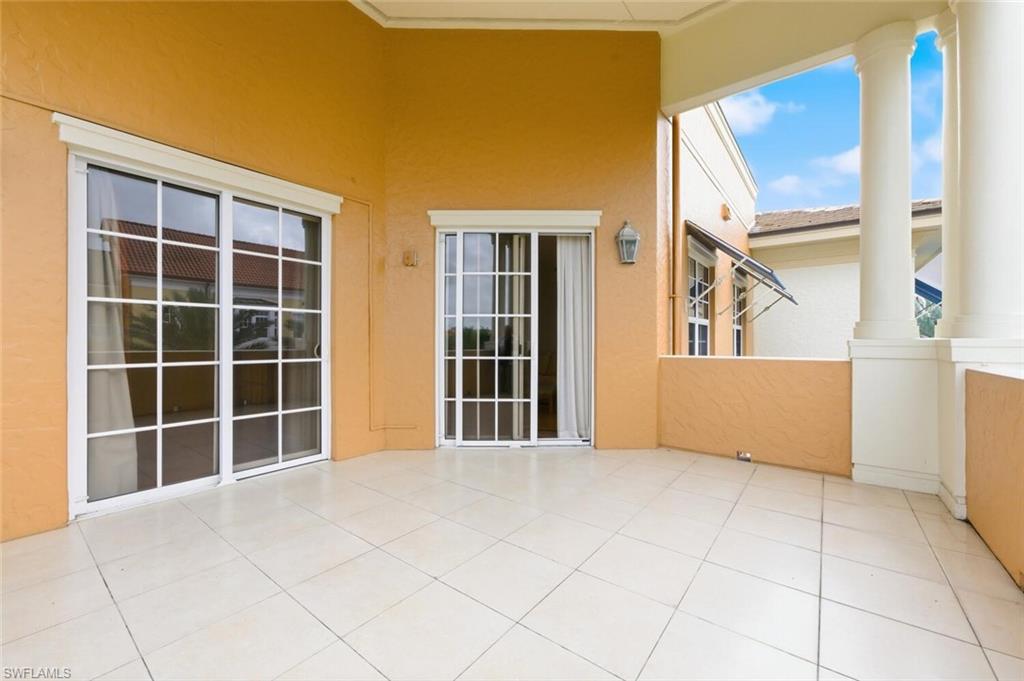 THE RESIDENCES AT LA PIAZZA - Residential