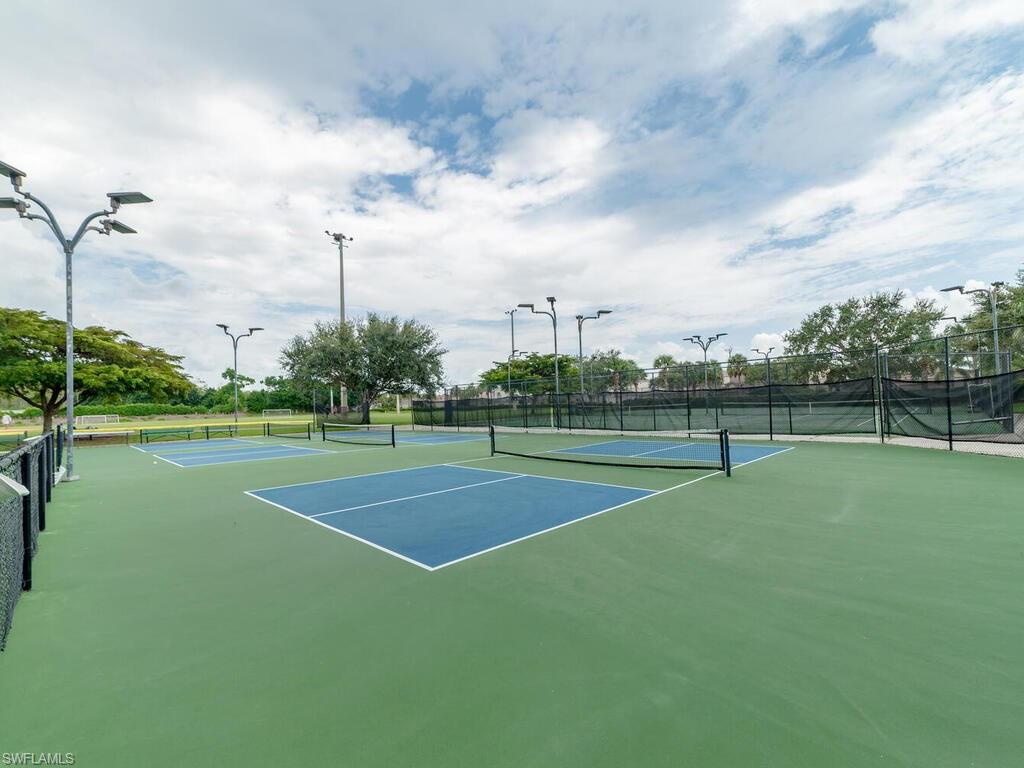 STONEYBROOK - Residential Lease