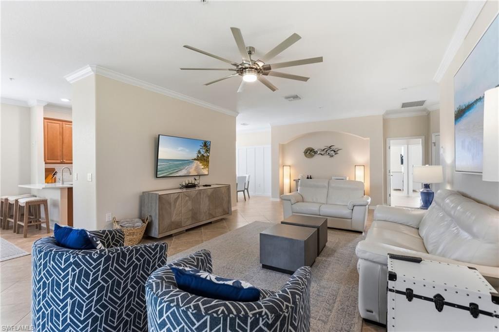 9484 Casoria CT 202
