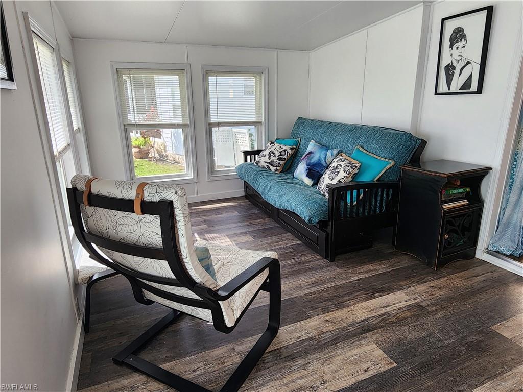 ENCHANTING ACRES MOBILE HOME - Residential