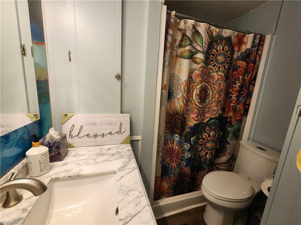 ENCHANTING ACRES MOBILE HOME - Residential