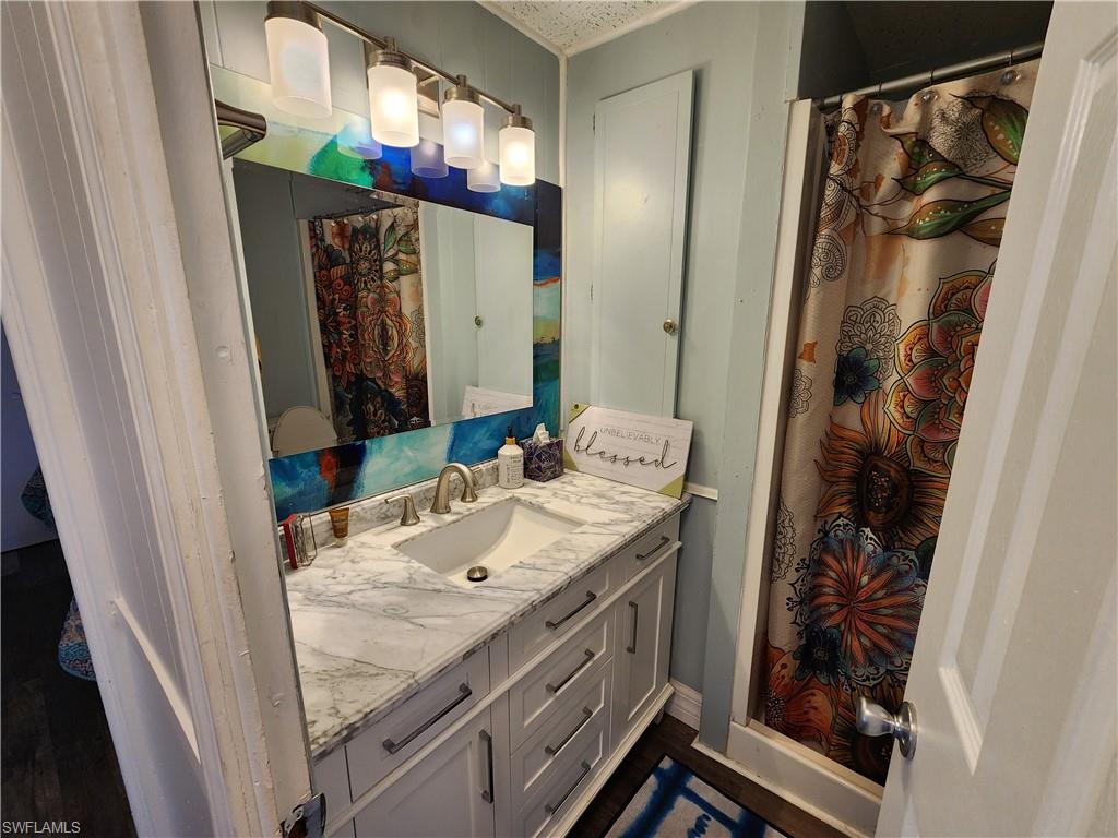 ENCHANTING ACRES MOBILE HOME - Residential