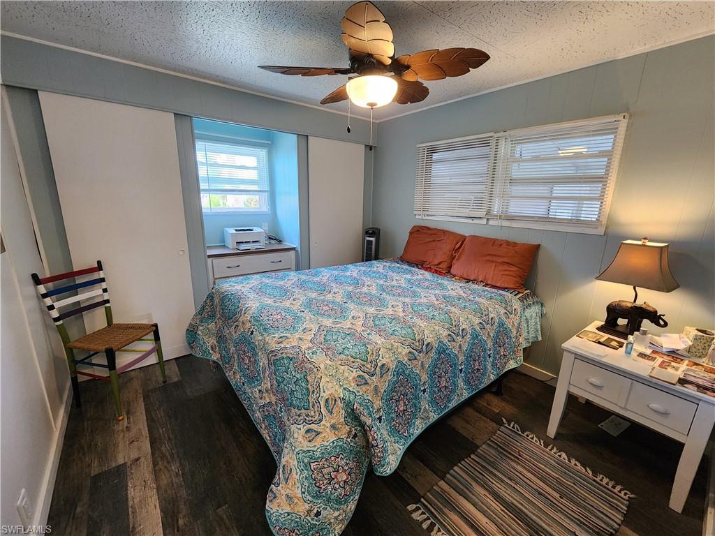 ENCHANTING ACRES MOBILE HOME - Residential