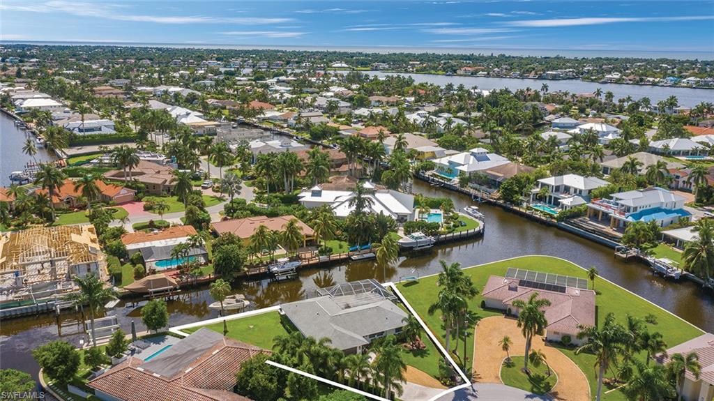 ROYAL HARBOR - Residential