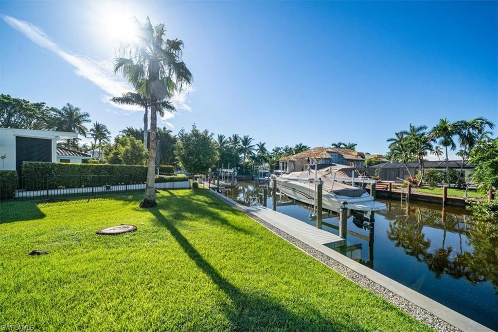 ROYAL HARBOR - Residential