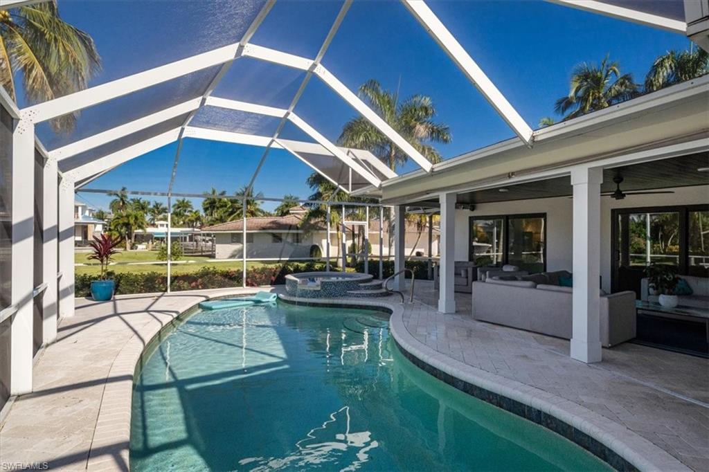 ROYAL HARBOR - Residential