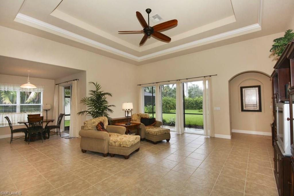 BELLE LAGO - Residential