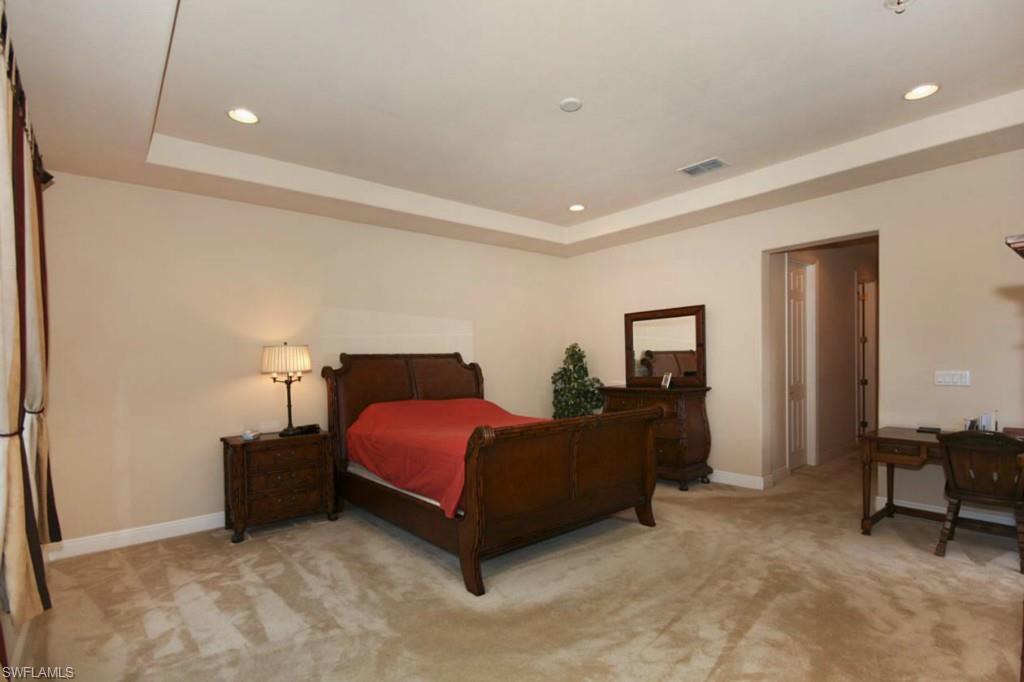 BELLE LAGO - Residential