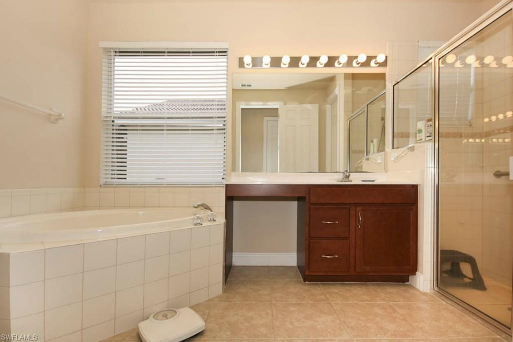 BELLE LAGO - Residential