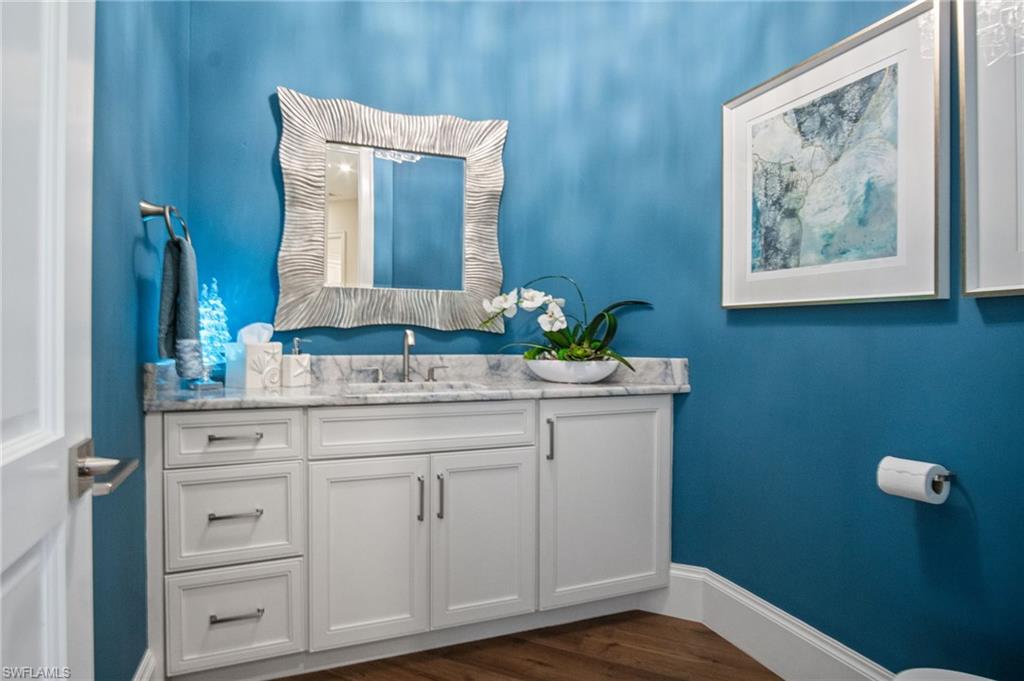 SPANISH WELLS - Residential