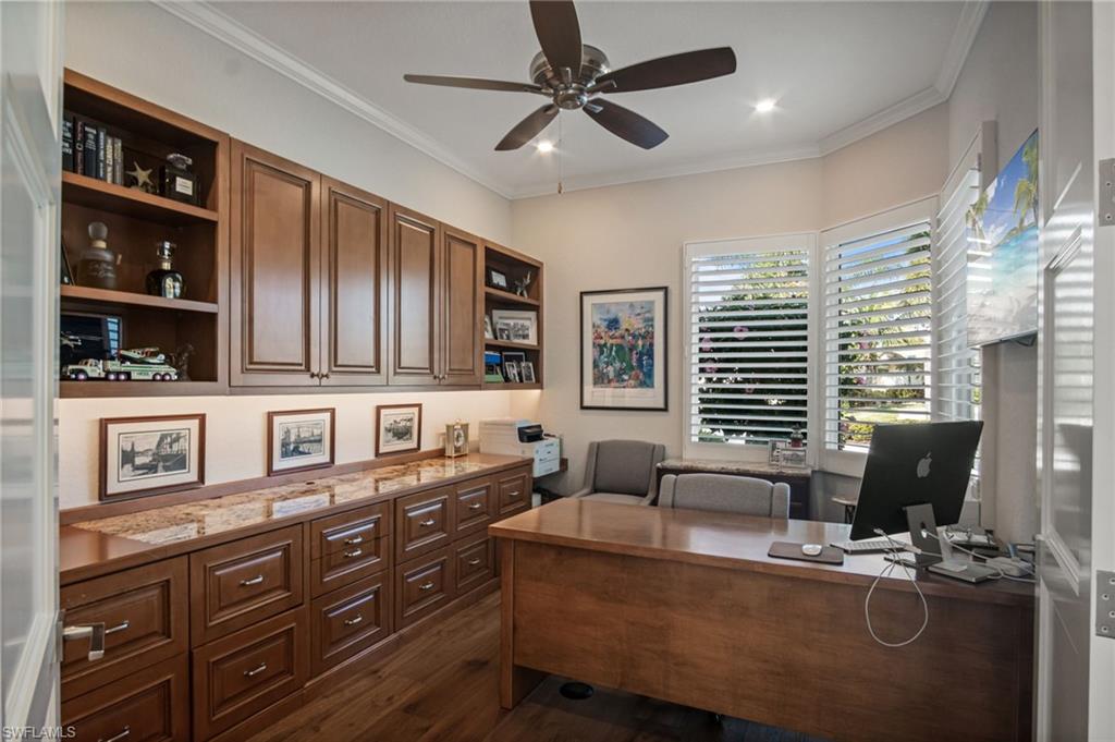 SPANISH WELLS - Residential