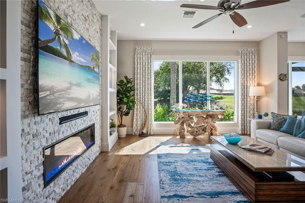 SPANISH WELLS - Residential