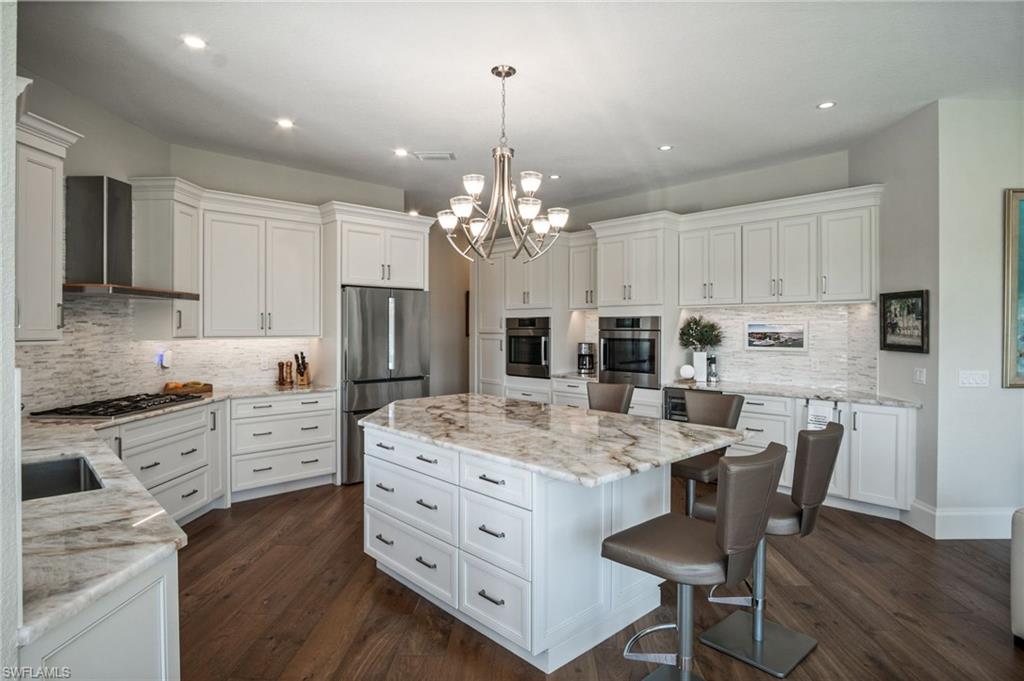 SPANISH WELLS - Residential