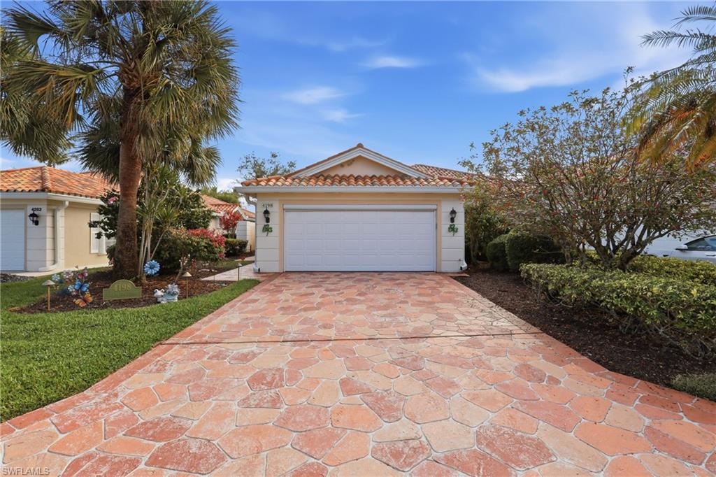 VILLAGE WALK - Residential