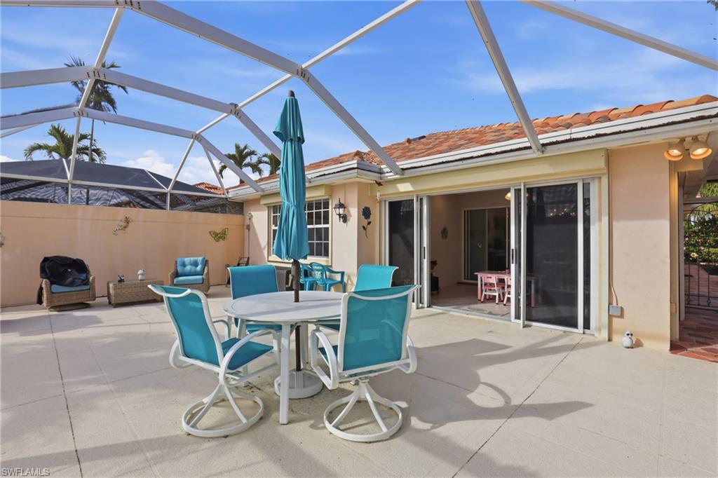 VILLAGE WALK - Residential