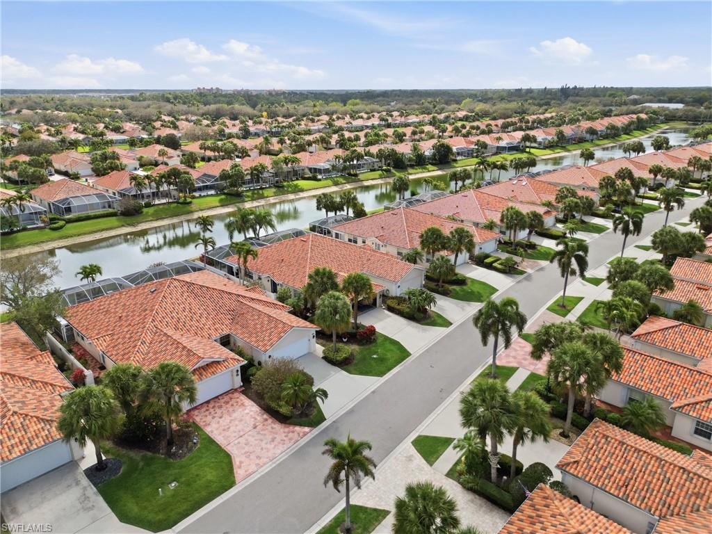 VILLAGE WALK - Residential