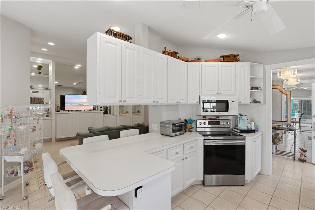 VILLAGE WALK - Residential