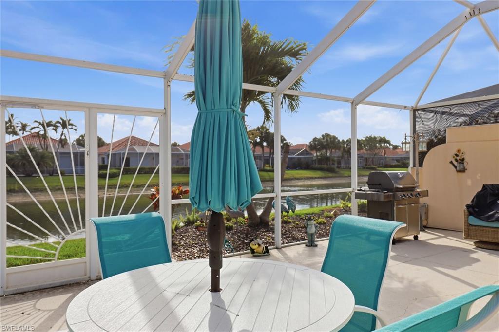 VILLAGE WALK - Residential