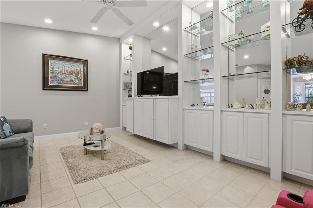 VILLAGE WALK - Residential