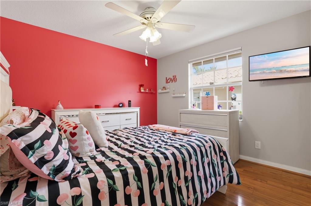 VILLAGE WALK - Residential