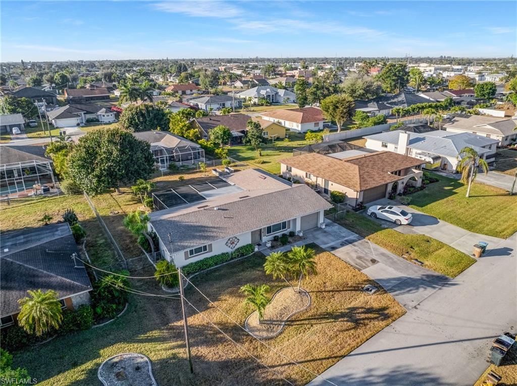 CAPE CORAL - Residential