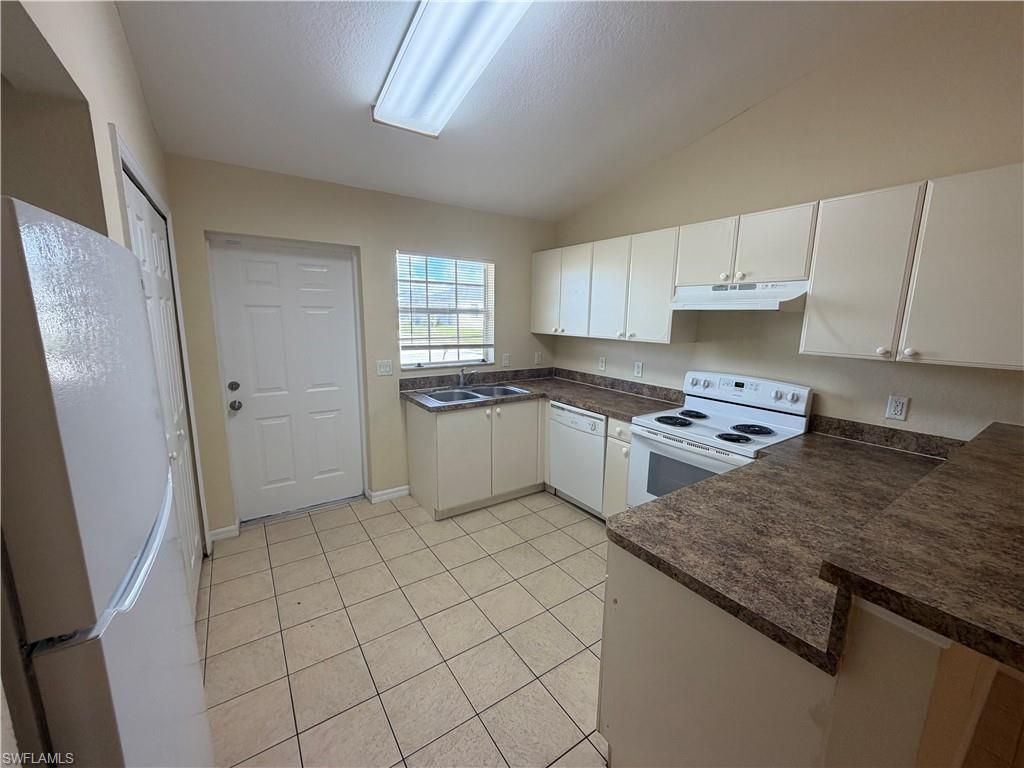 LEHIGH ACRES - Residential Lease