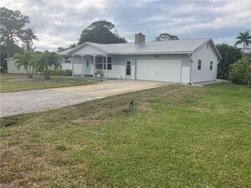 AVAILABLE FEB. 1 
Cozy 2 bedroom home. Unfurnished for annual rent.  Huge two car garage. The lanai overlooks a beautiful 
pond.  1.5 miles to Barefoot Beach. Home is in Collier County which allows the renter to a free yearly beach pass to all Collier County beaches. Great walking and biking neighborhood. Walking distance to many fine dining restaurants, beach eateries & two ice cream shops . Vanderbilt Drive bike path at end of road.
20 min to RSW Ft Myers Intl airport.