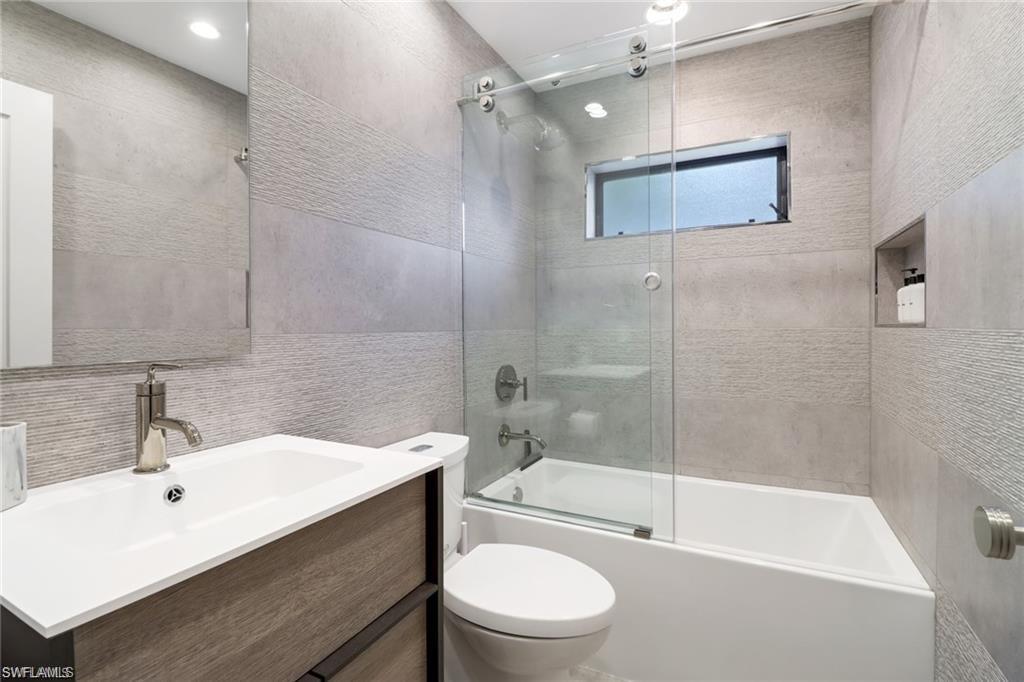 BURNING TREE - Residential Lease