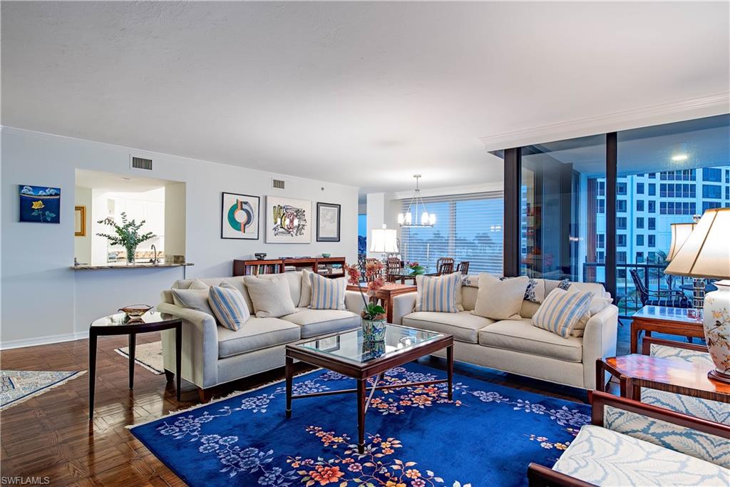 4251 Gulf Shore BLVD N 5C