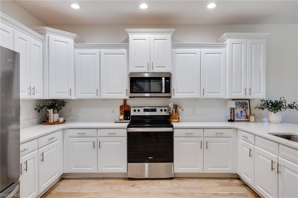 STONEYBROOK - Residential