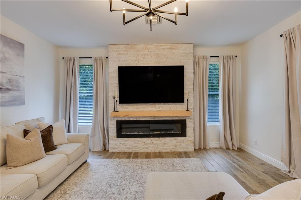 STONEYBROOK - Residential