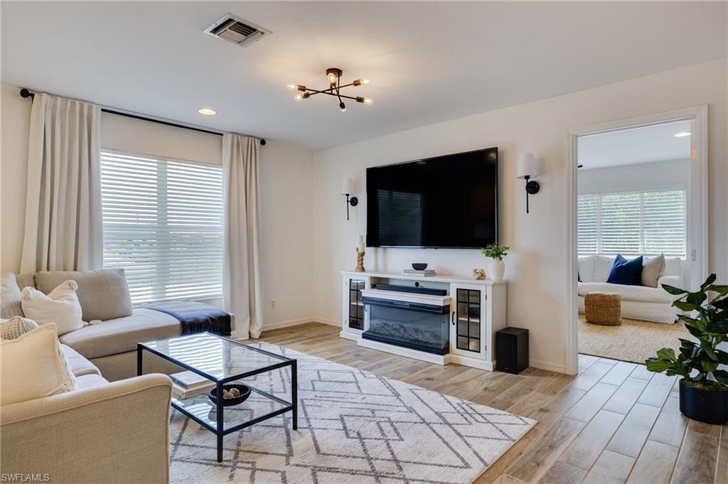 STONEYBROOK - Residential