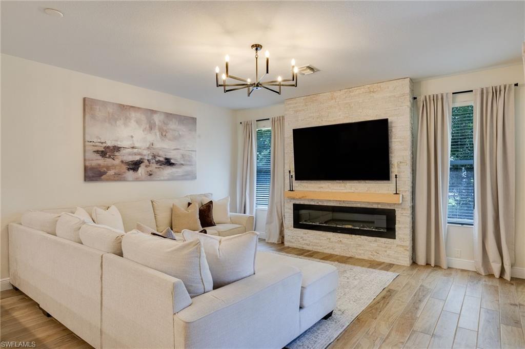 STONEYBROOK - Residential