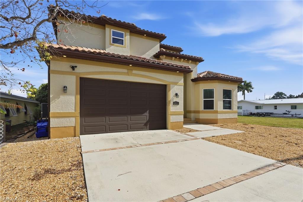 FORT MYERS SHORES - Residential