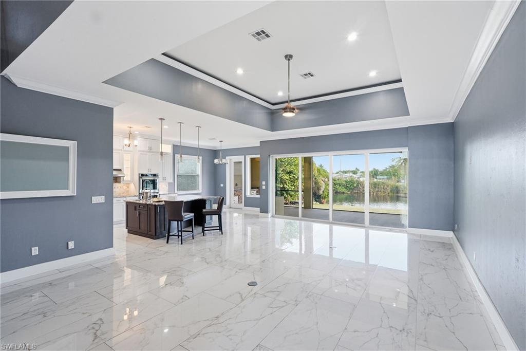 FORT MYERS SHORES - Residential