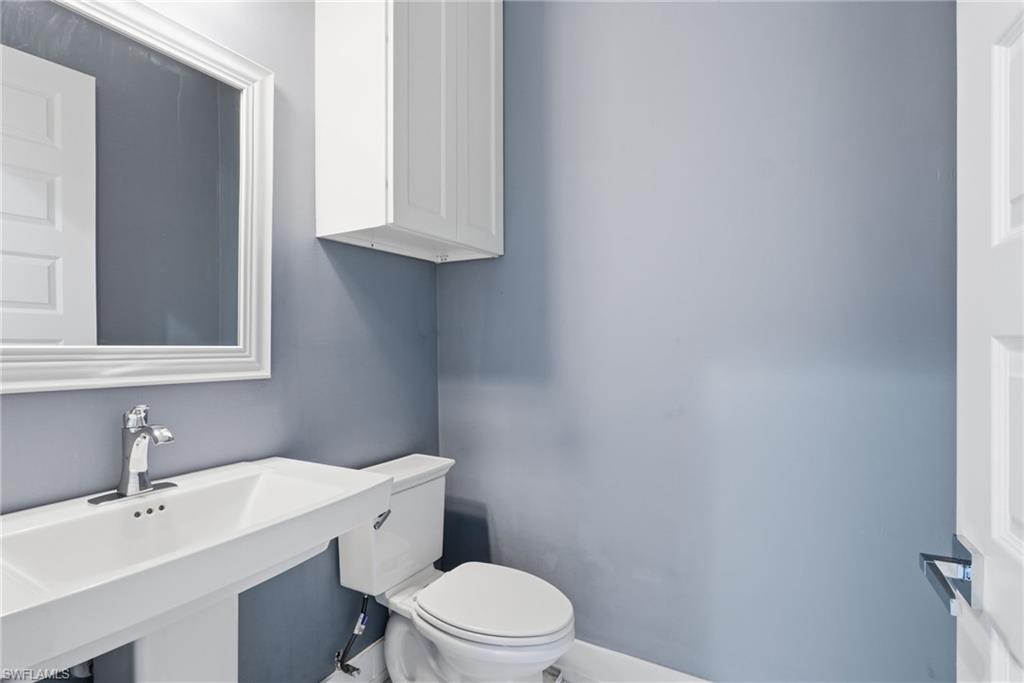 FORT MYERS SHORES - Residential