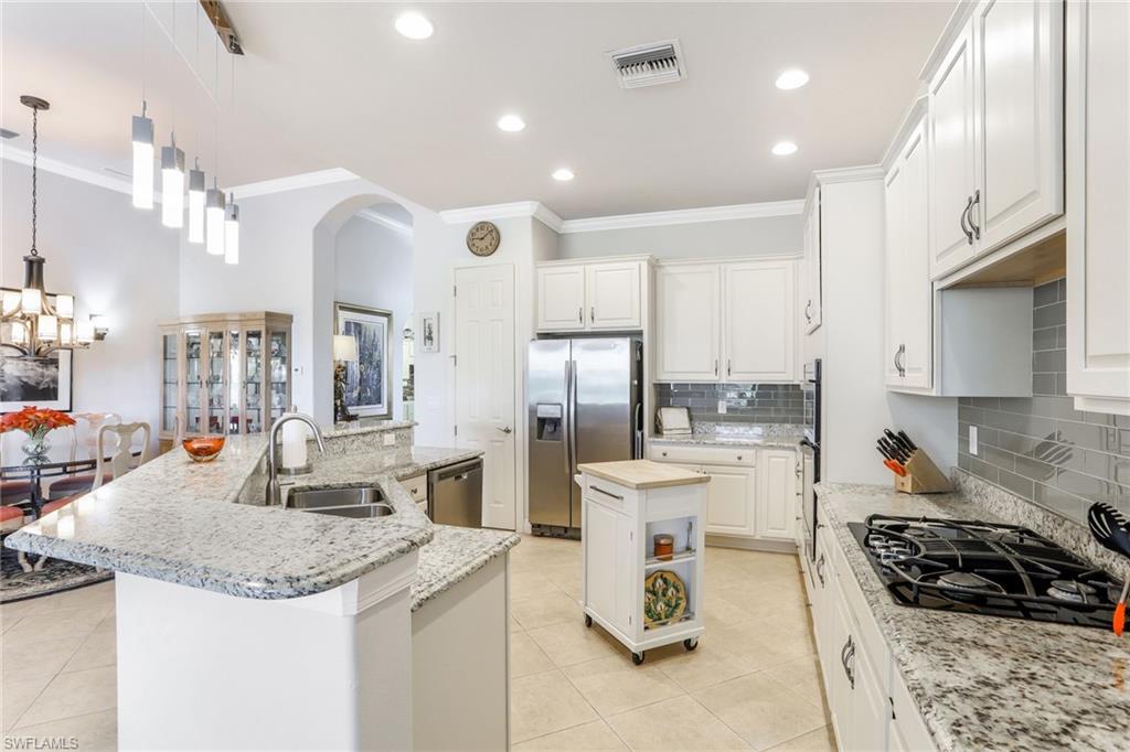 CORDOVA AT SPANISH WELLS - Residential