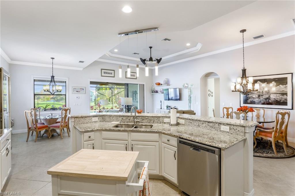 CORDOVA AT SPANISH WELLS - Residential