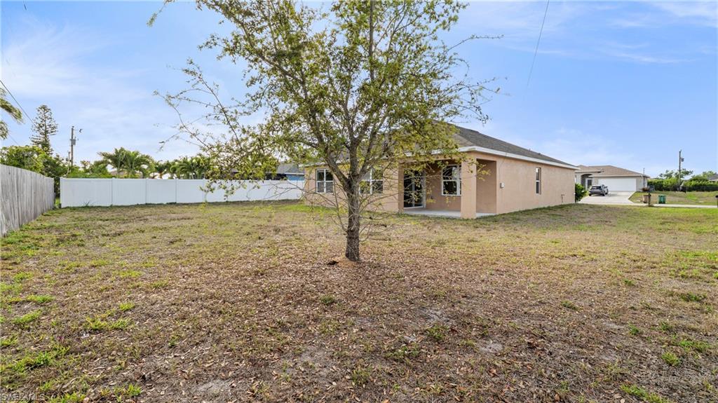 CAPE CORAL - Residential