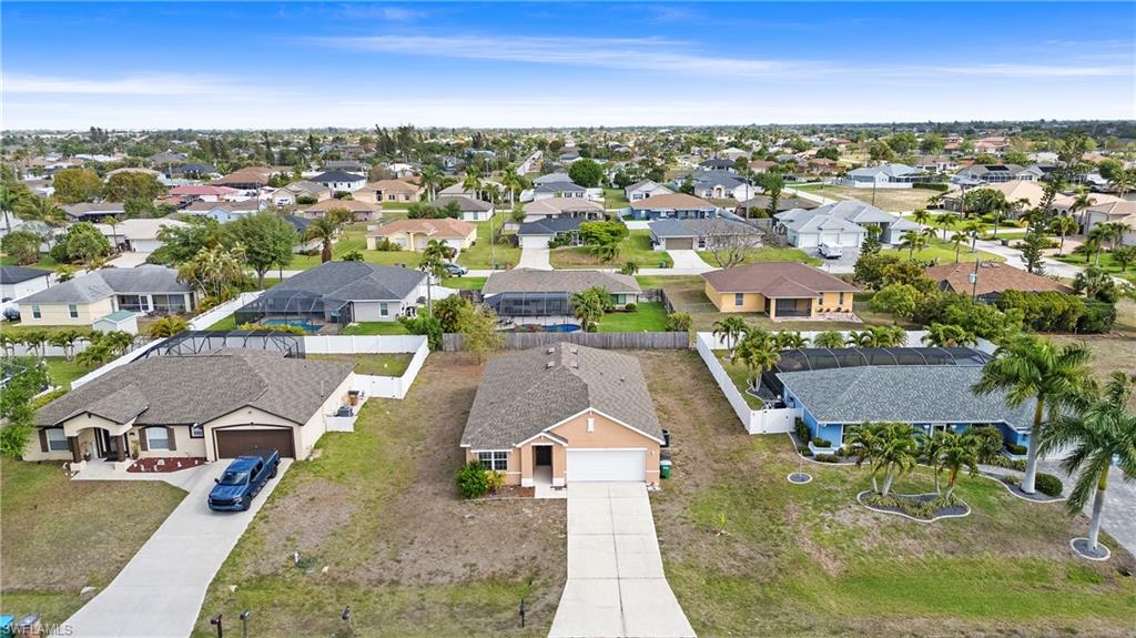 CAPE CORAL - Residential