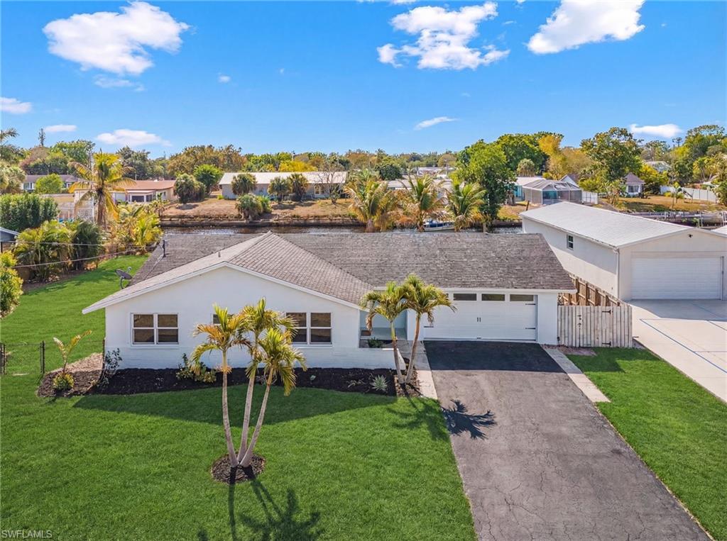 FORT MYERS SHORES - Residential