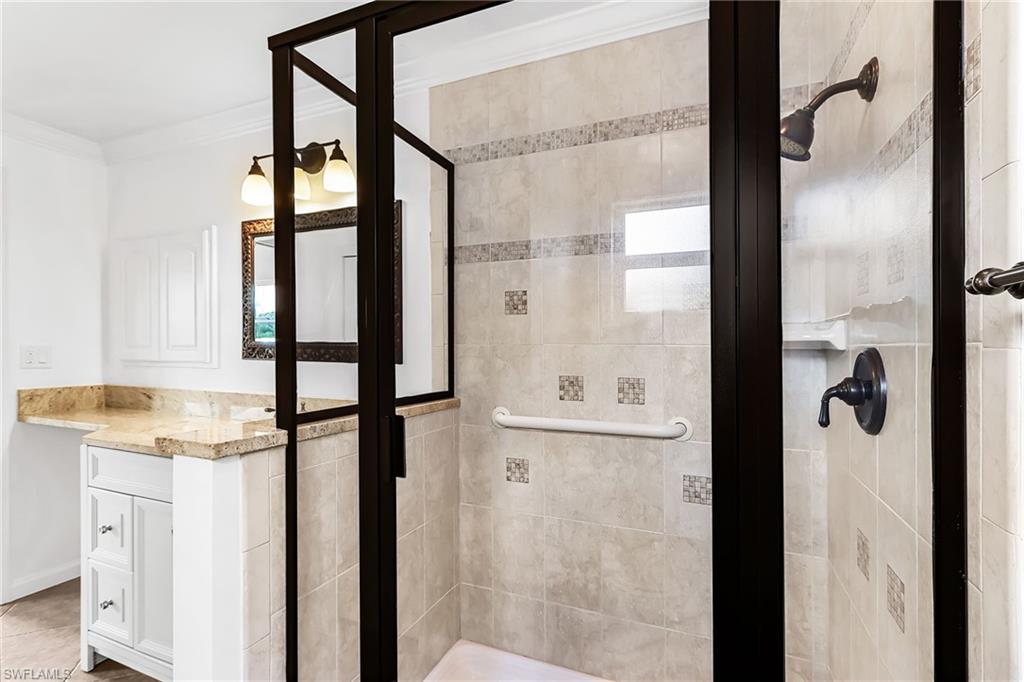 FORT MYERS SHORES - Residential