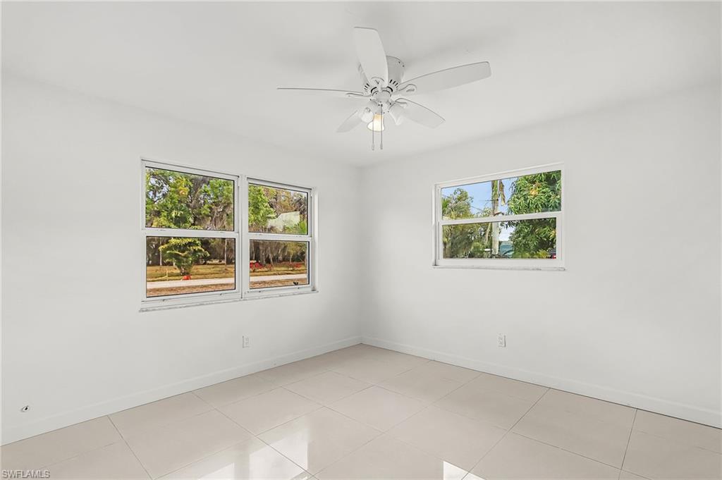 FORT MYERS SHORES - Residential